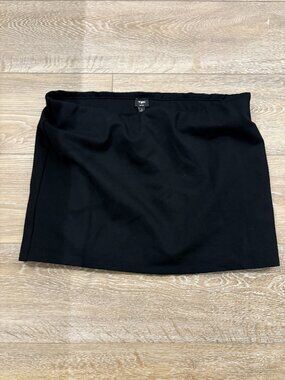 Black Aritzia TEN skirt